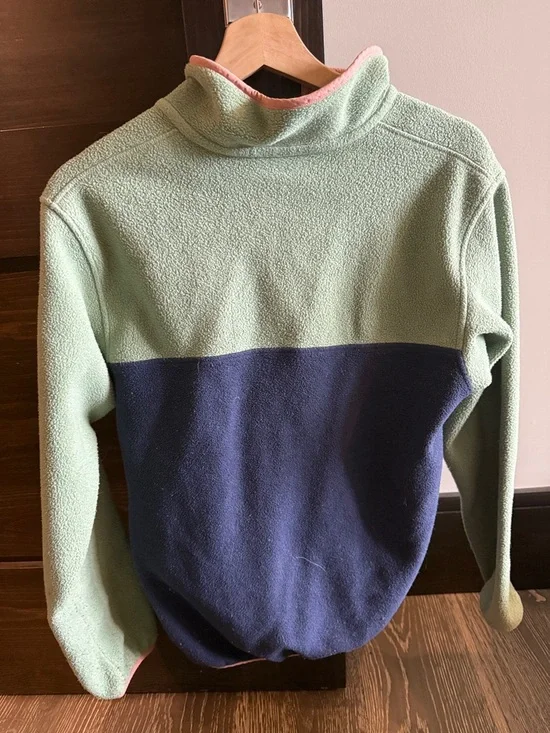 Patagonia Light Green, Navy & Peach Snap-T Fleece Pullover - Picture 3 of 3